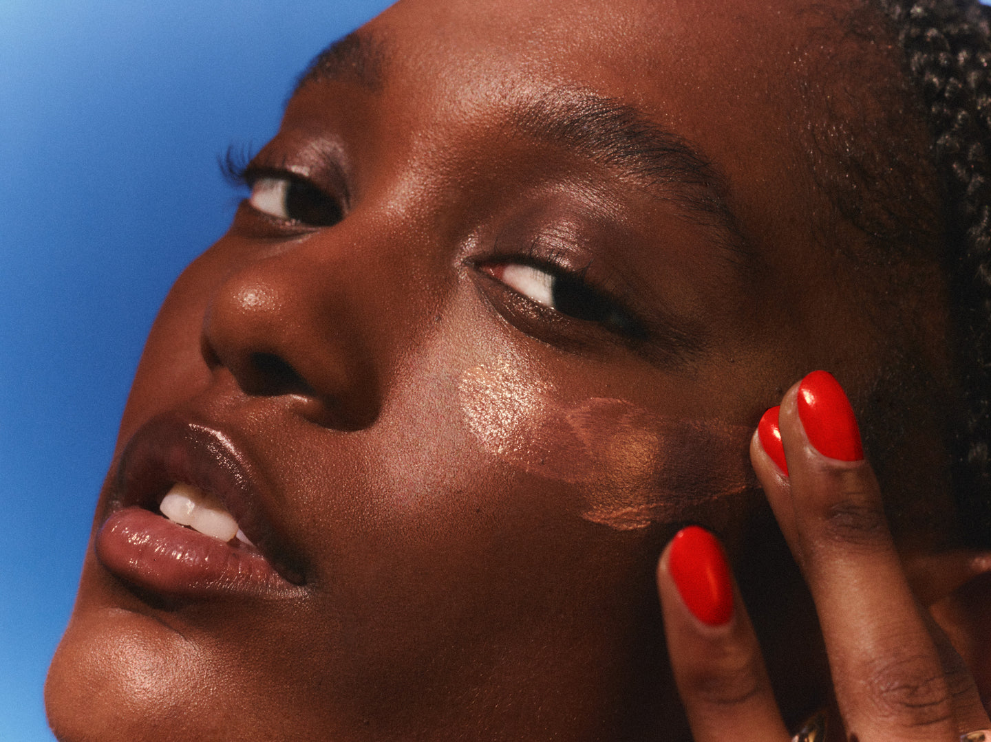 The One Warm Glow Daily Sun Cream (SPF 30)